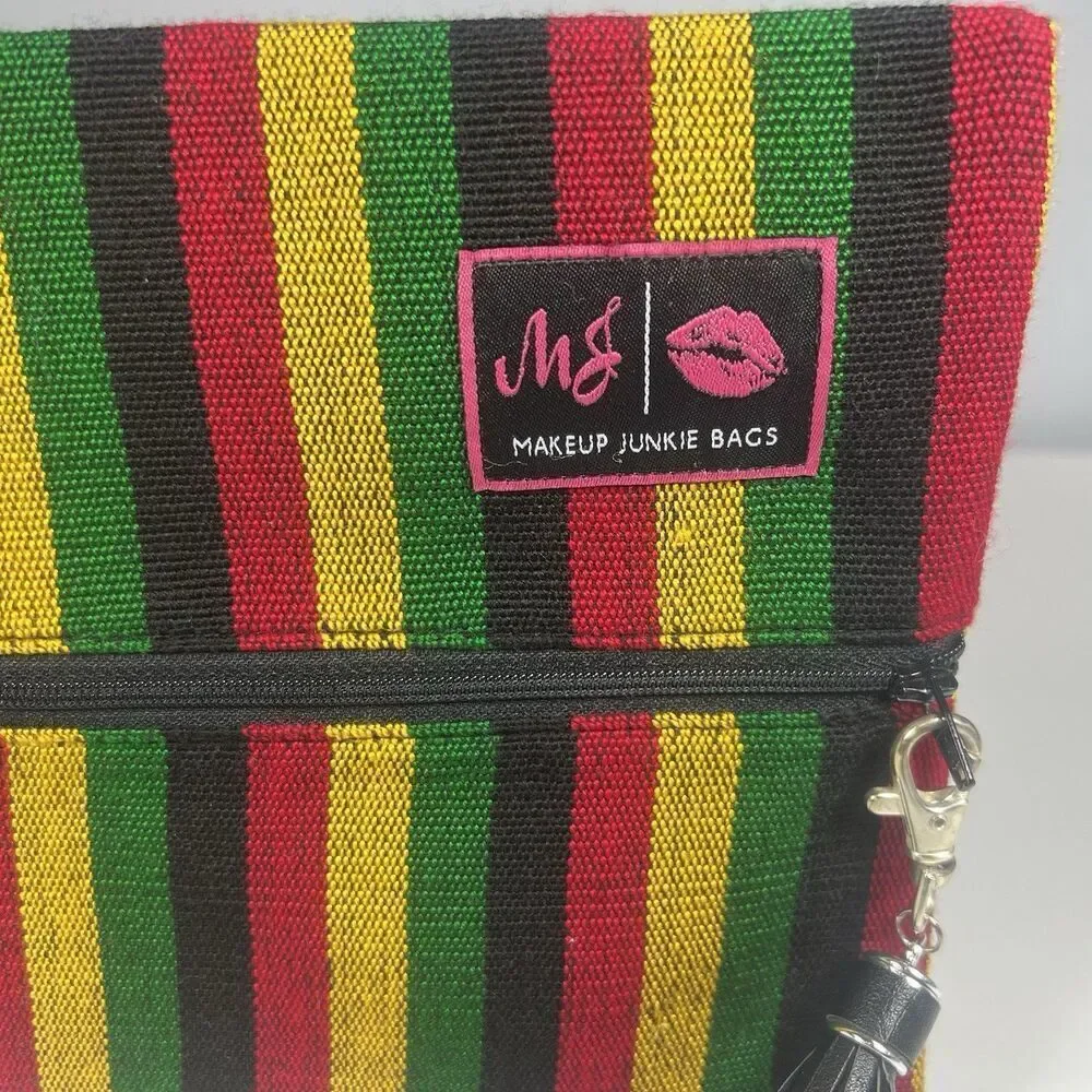 NWOT Makeup Junkie 8.5x7” Bag Reggae Rasta Design Make Up Organizer